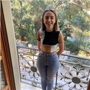 Profesora de primaria dispuesta a dar clases a los alumnos